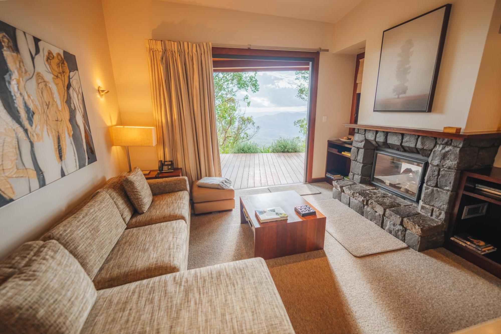Spicers Peak Lodge Maryvale Room photo